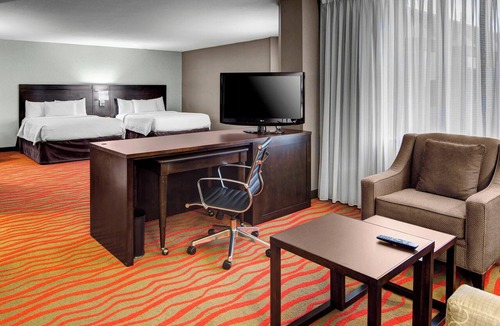 Downtown Hotel | Courtyard St. Cloud
