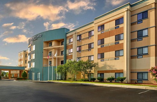 Warner Robins Hotel | Courtyard Warner Robins