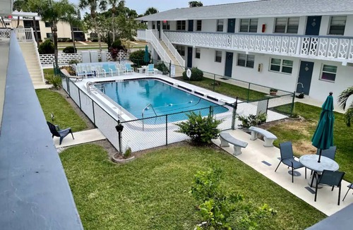 Cape Caneveral Beach Gardens Apartment | Cozy 1-bedroom apartment in wonderful Cape Canaveral