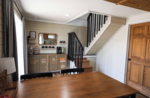 Sextonville Cottage | Cozy 1-bedroom Guest House