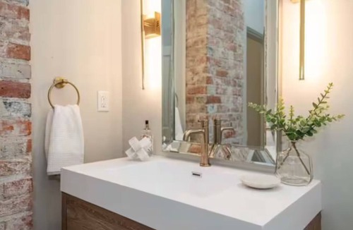 Oread House | Cozy 2-bedroom house in tranquil Lawrence with AC