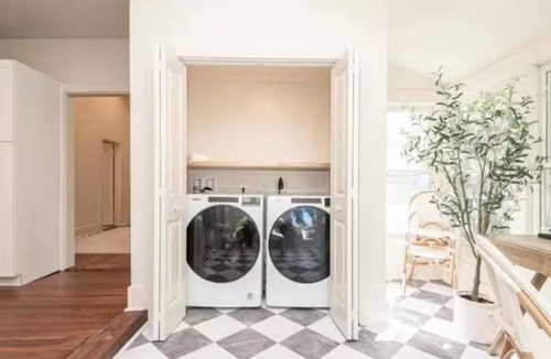 Oread House | Cozy 2-bedroom house in tranquil Lawrence with AC