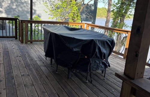 Roach Cabin | Cozy 3-bedroom cabin in tranquil Lake of the Ozarks with AC comfort