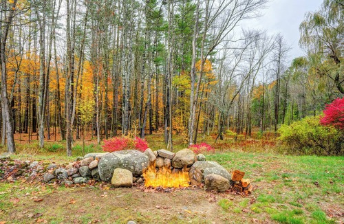 Hadley Cottage | Cozy Adirondack Cottage Getaway
