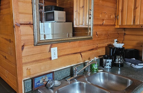 Richland Cabin | Cozy cabin in lovely Richland with WiFi, AC