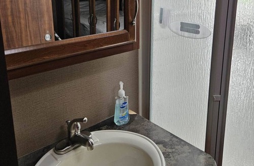 Whitehall RV Rental | Cozy Camper in the country!