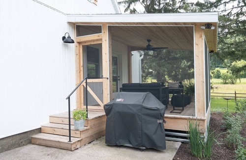 Westby Cottage | Cozy cottage off the banks of Timber Coulee Creek