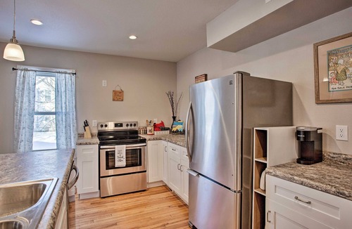 Menomonie House | Cozy East Side Retreat, Walk to UW-Stout/Downtown