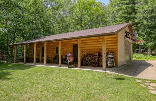 Chetek Cabin | Cozy Family Cabin with beautiful lake view!