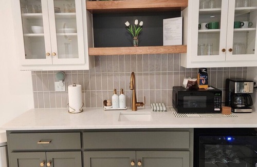 Kansas City Apartment | Cozy KC Retreat, Private Suite w/Patio &Fireplace