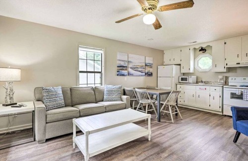 Winchester Cabin | Cozy, lakeside cabin on beautiful Tims Ford Lake