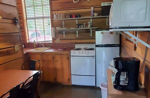 Heber Springs Cabin | Cozy River Front Cabin on the Little Red River