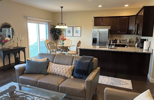 Champaign House | Cozy townhome with scenic farm views