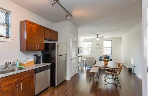 Hillsboro Village Apartment | CozySuites Music Row Stylish 2BR in Nashville! 44