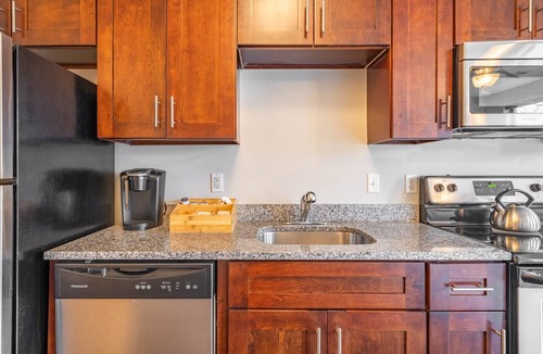 Music Row Apartment | CozySuites MusicRow Astonishing SDO Nashville 22