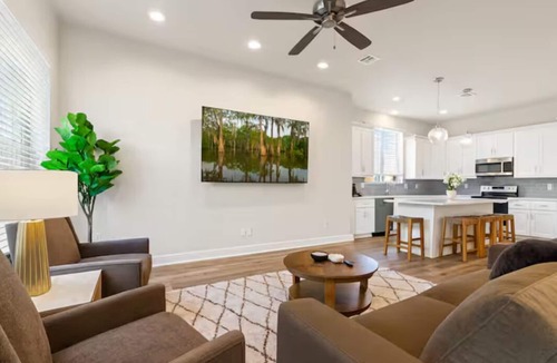 Youngsville House | Crawfish House