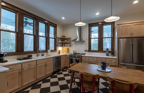 Dickson House | Creek-side retreat in the woods, perfect for families seeking quality time