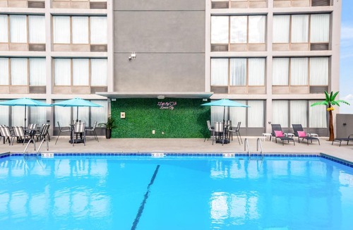 Downtown Kansas City Hotel | Crowne Plaza Kansas City Downtown by IHG
