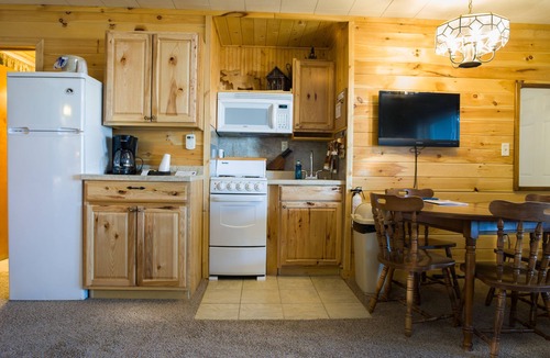 Rice Lake Cabin | Curriers Lakeview Lodge