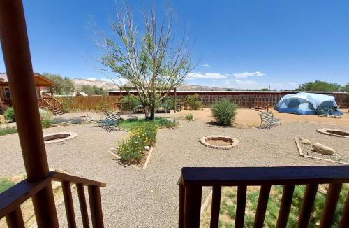 Escalante House | Cute Cabin in Escalante, Utah - The Ideal Glamping Site Surrounded by Canyons