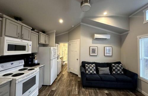 Sardis House | Cute Tiny House on Sixty Acres of Private Land for a Peaceful Glamping Getaway in Northern Mississippi