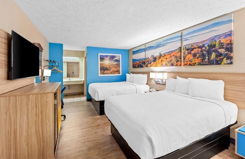 Lexington Hotel | Days Inn by Wyndham Lexington