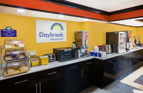 Little Rock Medical District Hotel | Days Inn by Wyndham Little Rock/Medical Center
