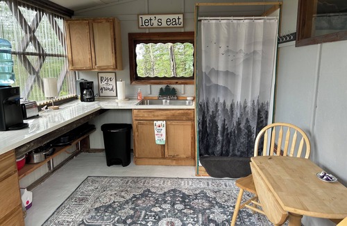 Healy Cabin | Denali Haven: A Cosy Alaskan Retreat near Denali NP