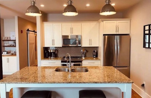 Knoxville House | Downtown Getaway with Gated Parking & Two King Size Beds!
