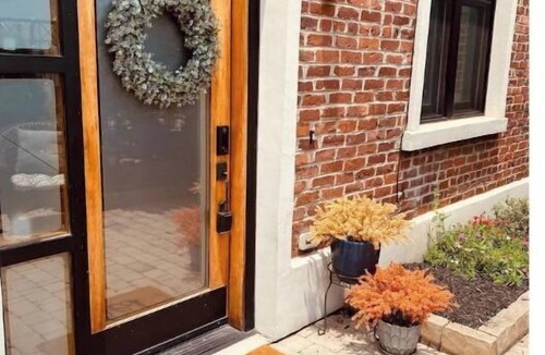 Knoxville House | Downtown Getaway with Gated Parking & Two King Size Beds!