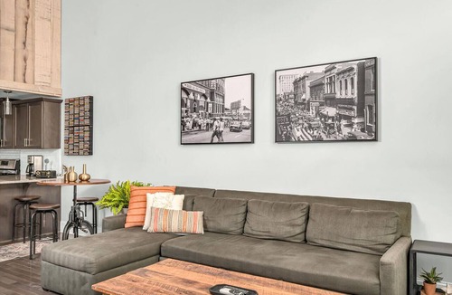 Downtown Nashville Condo | Downtown Music City Loft living! ~Steps from Broadway.