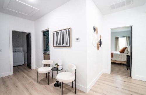 Bella Vista House | Dreamcatcher NEW Modern Retreat Near Trails Lakes Golf