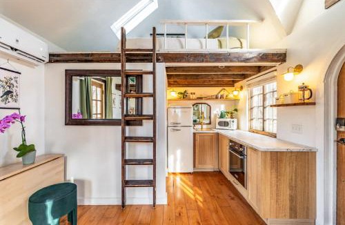 South Nashville House | Dreamy Tiny House Cottage with Hot Tub and Garden Patio