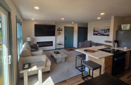 Holiday Island House | Eagles Roost Lakeview Terrace