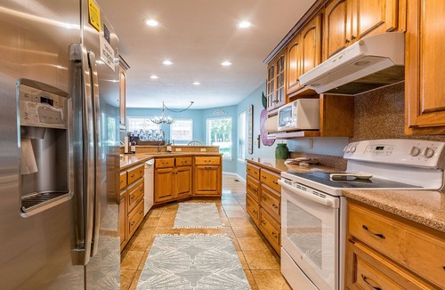 Bella Vista House | Edgewater Escape Lakefront Home