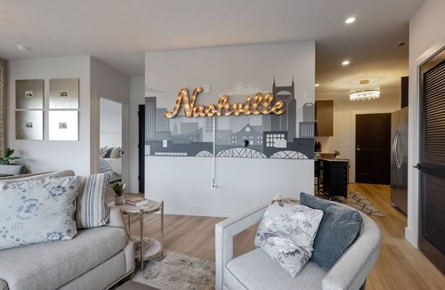 West End Condo | Elegant Corner Penthouse with Private Balcony, Skyline Views, Pool, and Gym
