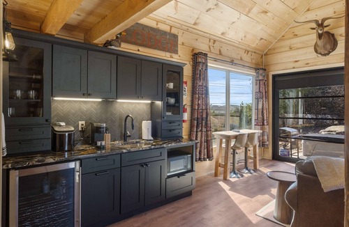 Branson Cabin | Elk Lodge – Cabin for 4!