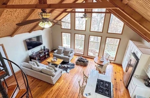 Mentone Cabin | Eremos – A Peaceful Browside Escape with Unforgettable Views
