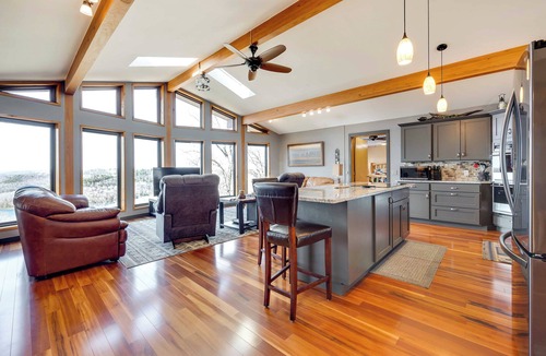 Sylvan Shores House | Eureka Springs Vacation Rental Near Beaver Lake!