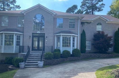 Little Rock House | Executive Home- Conveniently Located w/ Outdoor Pool & 2 Master Suites