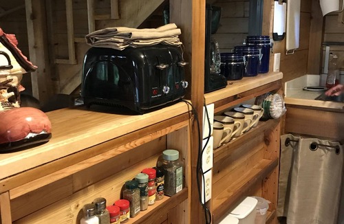 Craig Cabin | Experience Alaska with a touch of home!
