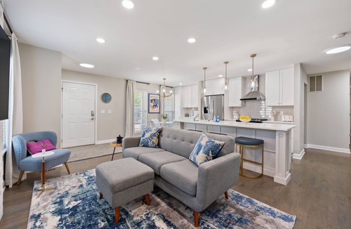 Romeoville House | Extended Plainfield FHS Rental – Monticello Cir