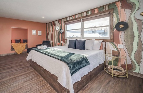 Prescott Hotel | Extended Stay | Spacious Kitchen Studio | Free Parking