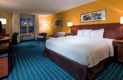 Union Hill Hotel | Fairfield Inn Kansas City Downtown/Union Hill by Marriott