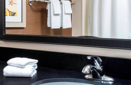 Lee's Summit Hotel | Fairfield Inn & Suites Kansas City Lee's Summit