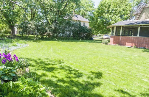 Eau Claire House | Family and Pet Friendly Demmler House