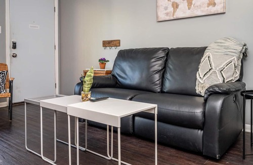 University District Apartment | Family Friendly 2BR Near U of Memphis