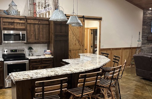 Atkins House | Family friendly Lake House on Lake Atkins! Now offering guided fishing