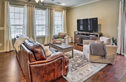 Fayetteville House | Fayetteville Home Near University of Arkansas!
