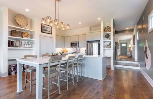 Talbot's Corner House | Fern Village - 4 Townhomes Skyline Views